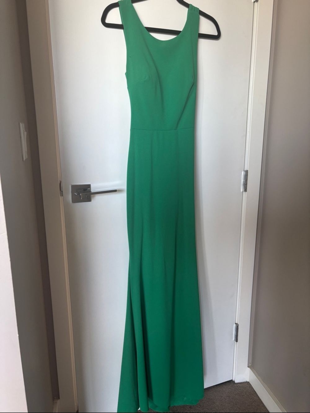 Elegant Backless Green Sleeveless Maxi Dress - Classic Silhouette